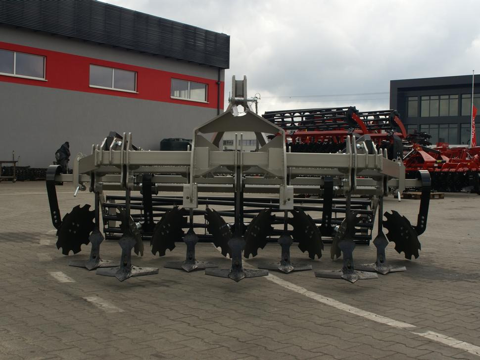 ROLEX Flügelschargrubber / Stubble cultivator / Dechaumeur à dents / Aratri stoppiatori / Стерневой культиватор / Agregat podorywkowy 3 m - Kultivators: foto 2 ROLEX Flügelschargrubber / Stubble cultivator / Dechaumeur à dents / Aratri stoppiatori / Стерневой культиватор / Agregat podorywkowy 3 m - Kultivators: foto 2