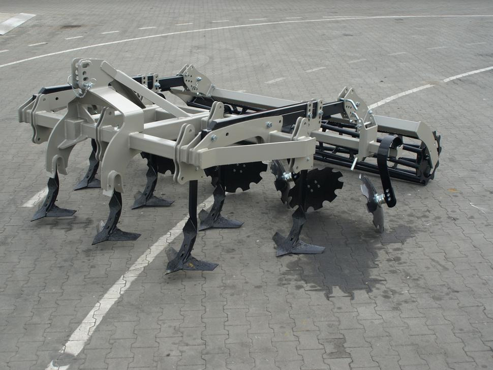 ROLEX Flügelschargrubber / Stubble cultivator / Dechaumeur à dents / Aratri stoppiatori / Стерневой культиватор / Agregat podorywkowy 3 m - Kultivators: foto 1 ROLEX Flügelschargrubber / Stubble cultivator / Dechaumeur à dents / Aratri stoppiatori / Стерневой культиватор / Agregat podorywkowy 3 m - Kultivators: foto 1