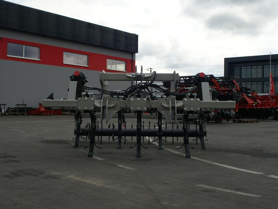 ROLEX Meißelpflug / Chisel plough / Decompacteur chisel / Aratro a scalpello Chisel / Чизельный плуг / Pług dłutowy 3 m - Dziļirdinātājs: foto 2 ROLEX Meißelpflug / Chisel plough / Decompacteur chisel / Aratro a scalpello Chisel / Чизельный плуг / Pług dłutowy 3 m - Dziļirdinātājs: foto 2