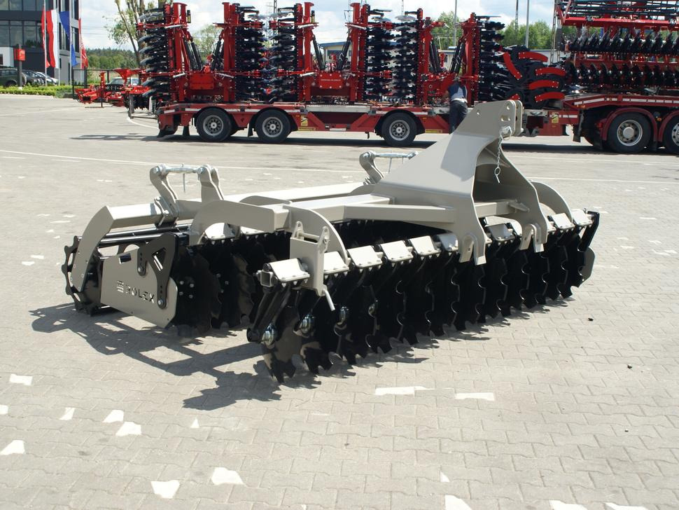 ROLEX Scheibenegge / Disc harrow / Dechaumeur à disques / Erpice a dischi / Дисковая борона / Brona talerzowa 3 m - Disku ecēša: foto 5 ROLEX Scheibenegge / Disc harrow / Dechaumeur à disques / Erpice a dischi / Дисковая борона / Brona talerzowa 3 m - Disku ecēša: foto 5