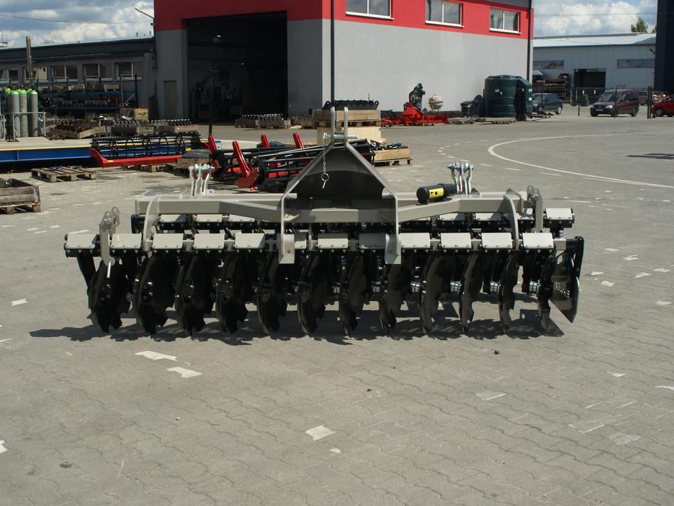 ROLEX Scheibenegge / Disc harrow / Dechaumeur à disques / Erpice a dischi / Дисковая борона / Brona talerzowa 3 m - Disku ecēša: foto 3 ROLEX Scheibenegge / Disc harrow / Dechaumeur à disques / Erpice a dischi / Дисковая борона / Brona talerzowa 3 m - Disku ecēša: foto 3