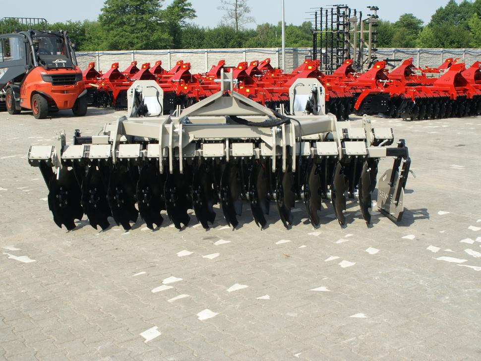 ROLEX Scheibenegge / Discs harrow / Dechaumeur à disques / Erpice a dischi / Дисковая борона / Brona talerzowa 3 m - Disku ecēša: foto 3 ROLEX Scheibenegge / Discs harrow / Dechaumeur à disques / Erpice a dischi / Дисковая борона / Brona talerzowa 3 m - Disku ecēša: foto 3