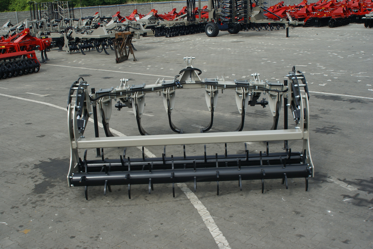 Jaunā Dziļirdinātājs ROLEX Tiefenlockerer / Subsoiler / Décompacteur / Subsolador / Dissodatori / Глубокорыхлитель тип V / Głębosz typ V 3 m: foto 13 Jaunā Dziļirdinātājs ROLEX Tiefenlockerer / Subsoiler / Décompacteur / Subsolador / Dissodatori / Глубокорыхлитель тип V / Głębosz typ V 3 m: foto 13