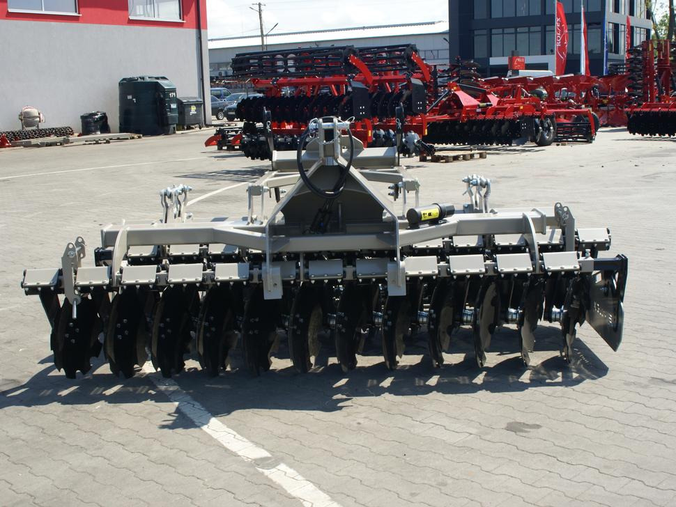 Rolex Scheibenegge / Disc harrow with hydropack / Déchaumeur à disques avec support semoir / Erpice a dischi / Cultivador de discos con hydropack / Дисковая борона с гидропаком 3 m - Disku ecēša: foto 4 Rolex Scheibenegge / Disc harrow with hydropack / Déchaumeur à disques avec support semoir / Erpice a dischi / Cultivador de discos con hydropack / Дисковая борона с гидропаком 3 m - Disku ecēša: foto 4