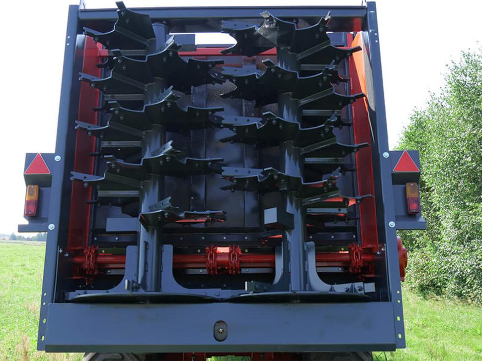 Roltrans Miststreuer / Manure spreader / Epandeur à fumier / Spandiletame / Разбрасыватель органических удобрений / Rozrzutnik obornika N205S/6 BIZON 14 t līzingu Roltrans Miststreuer / Manure spreader / Epandeur à fumier / Spandiletame / Разбрасыватель органических удобрений / Rozrzutnik obornika N205S/6 BIZON 14 t: foto 26