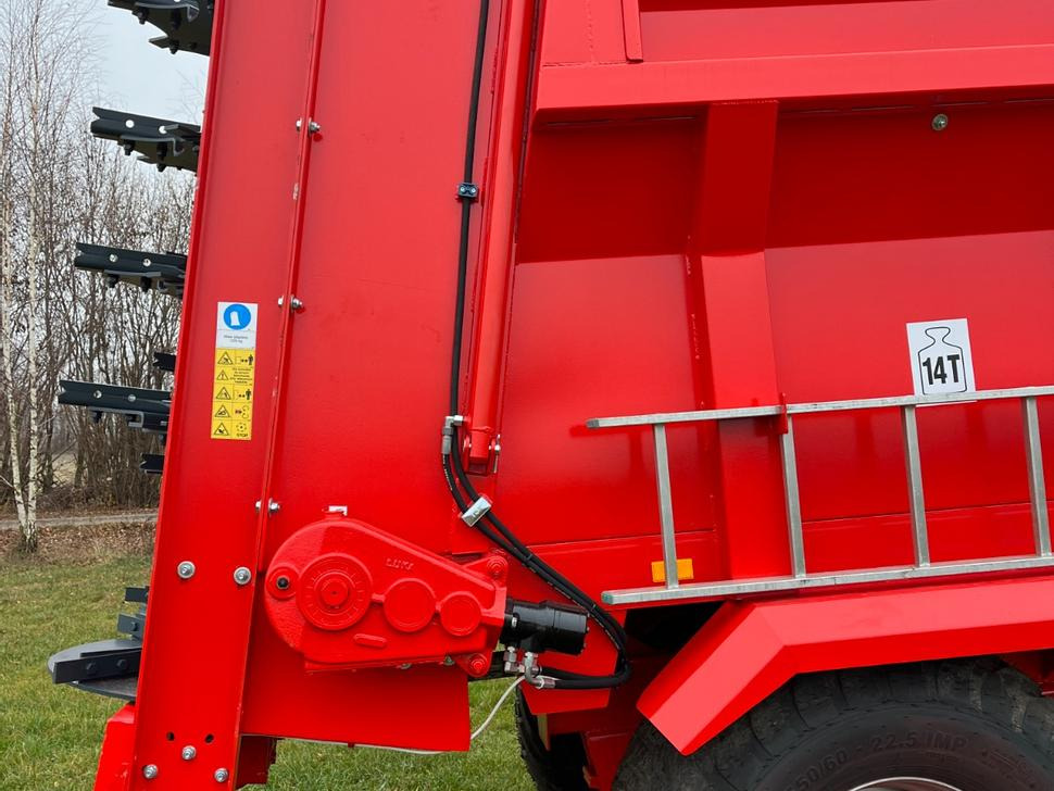 Roltrans Miststreuer / Manure spreader / Epandeur à fumier / Spandiletame / Разбрасыватель органических удобрений / Rozrzutnik obornika N205S/6 BIZON 14 t līzingu Roltrans Miststreuer / Manure spreader / Epandeur à fumier / Spandiletame / Разбрасыватель органических удобрений / Rozrzutnik obornika N205S/6 BIZON 14 t: foto 11