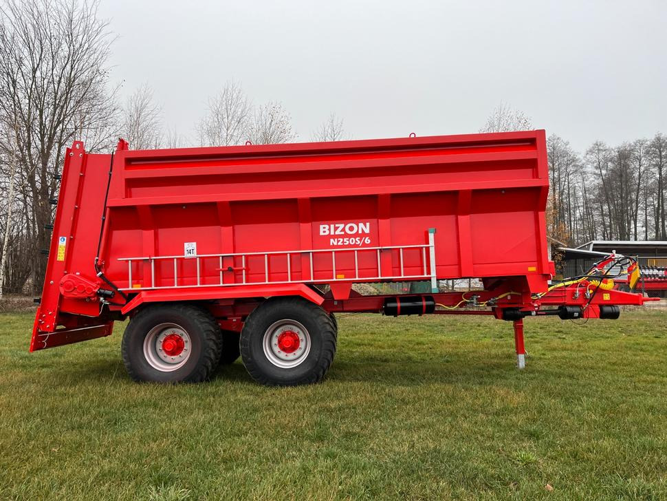 Roltrans Miststreuer / Manure spreader / Epandeur à fumier / Spandiletame / Разбрасыватель органических удобрений / Rozrzutnik obornika N205S/6 BIZON 14 t līzingu Roltrans Miststreuer / Manure spreader / Epandeur à fumier / Spandiletame / Разбрасыватель органических удобрений / Rozrzutnik obornika N205S/6 BIZON 14 t: foto 10