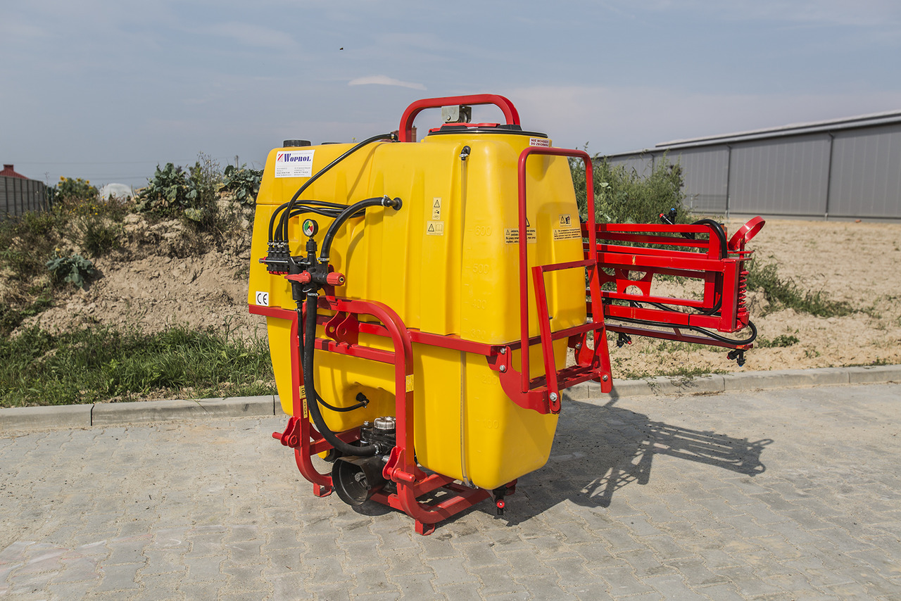 WOPROL Feldspritze / Sprayer / Pulvérisateur / Opryskiwacz 600 L - Uzkarināmais miglotājs: foto 3 WOPROL Feldspritze / Sprayer / Pulvérisateur / Opryskiwacz 600 L - Uzkarināmais miglotājs: foto 3