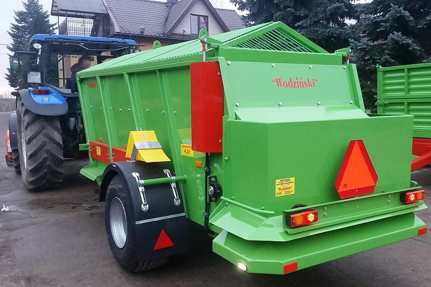 Wodzinski Miststreuer / Manure spreader / Épandeur à fumier / Spandiletame / Разбрасыватель органического / Rozrzutnik obornika - Organisko mēslu izkliedētājs: foto 5 Wodzinski Miststreuer / Manure spreader / Épandeur à fumier / Spandiletame / Разбрасыватель органического / Rozrzutnik obornika - Organisko mēslu izkliedētājs: foto 5