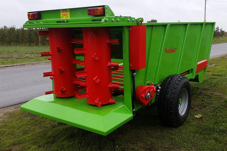 Wodzinski Miststreuer / Manure spreader / Épandeur à fumier / Spandiletame / Разбрасыватель органического / Rozrzutnik obornika - Organisko mēslu izkliedētājs: foto 2 Wodzinski Miststreuer / Manure spreader / Épandeur à fumier / Spandiletame / Разбрасыватель органического / Rozrzutnik obornika - Organisko mēslu izkliedētājs: foto 2