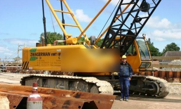 Zoomlion QUY 70 - Kāpurķēžu celtnis: foto 3 Zoomlion QUY 70 - Kāpurķēžu celtnis: foto 3