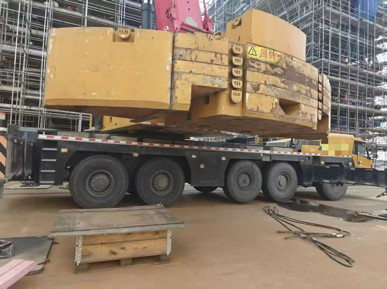 SANY SANY SANY SANY - Visurgājējs celtnis: foto 3 SANY SANY SANY SANY - Visurgājējs celtnis: foto 3