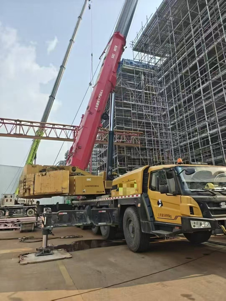 SANY SANY SANY SANY - Visurgājējs celtnis: foto 1 SANY SANY SANY SANY - Visurgājējs celtnis: foto 1