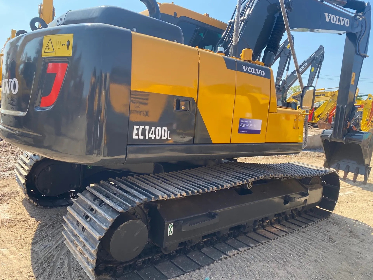 VOLVO EC140DL - Kāpurķēžu ekskavators: foto 2 VOLVO EC140DL - Kāpurķēžu ekskavators: foto 2
