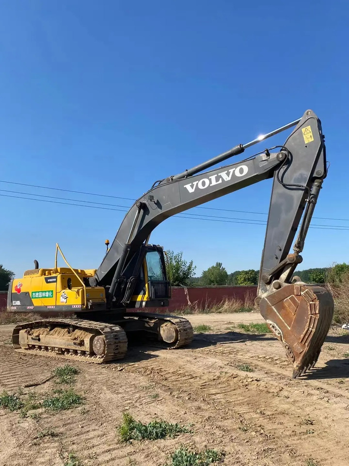 VOLVO EC240DL - Kāpurķēžu ekskavators: foto 1 VOLVO EC240DL - Kāpurķēžu ekskavators: foto 1