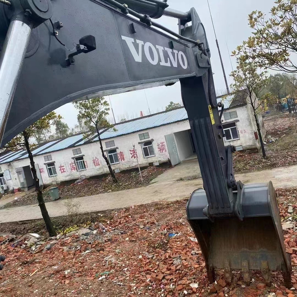 VOLVO EC380 - Kāpurķēžu ekskavators: foto 4 VOLVO EC380 - Kāpurķēžu ekskavators: foto 4