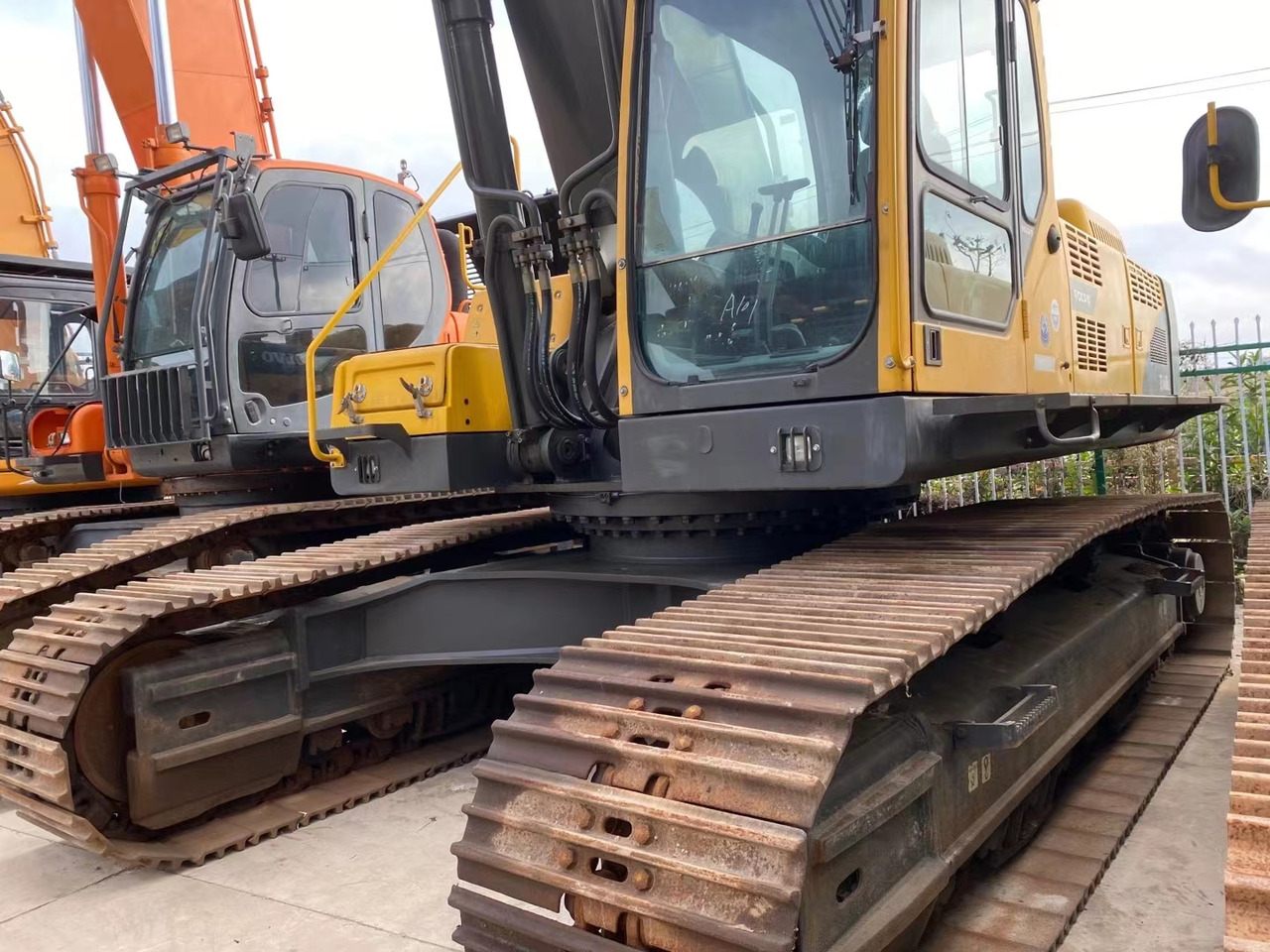 VOLVO EC460 - Kāpurķēžu ekskavators: foto 2 VOLVO EC460 - Kāpurķēžu ekskavators: foto 2