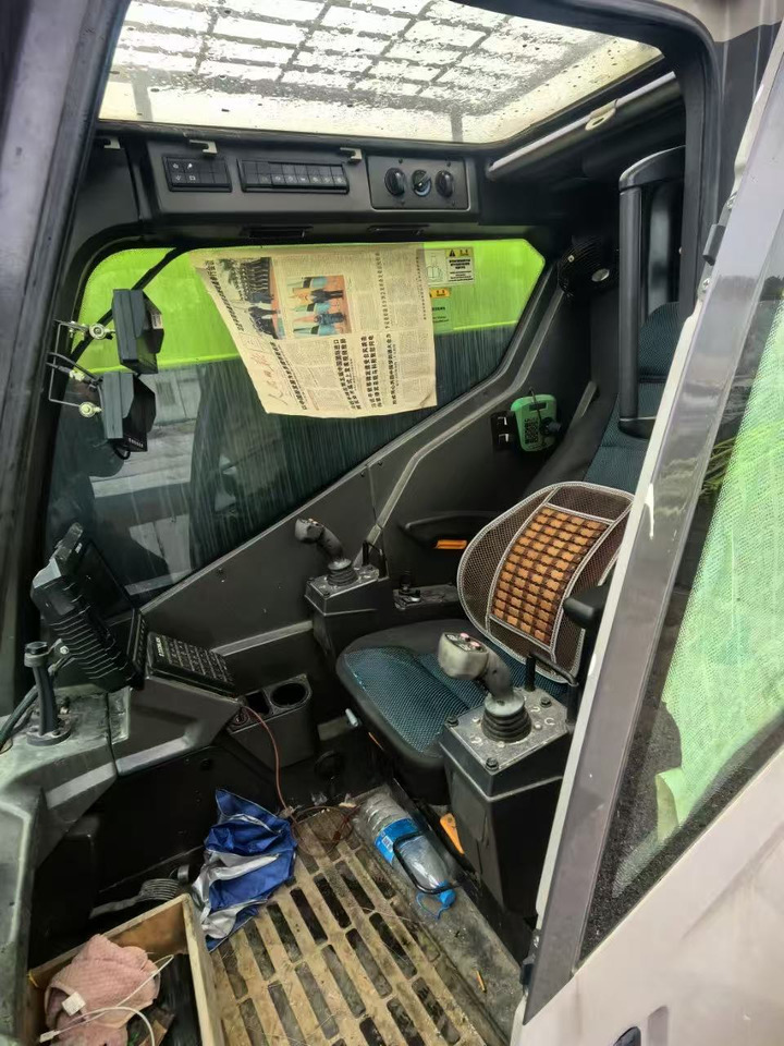 ZOOMLION 200E7 - Visurgājējs celtnis: foto 5 ZOOMLION 200E7 - Visurgājējs celtnis: foto 5