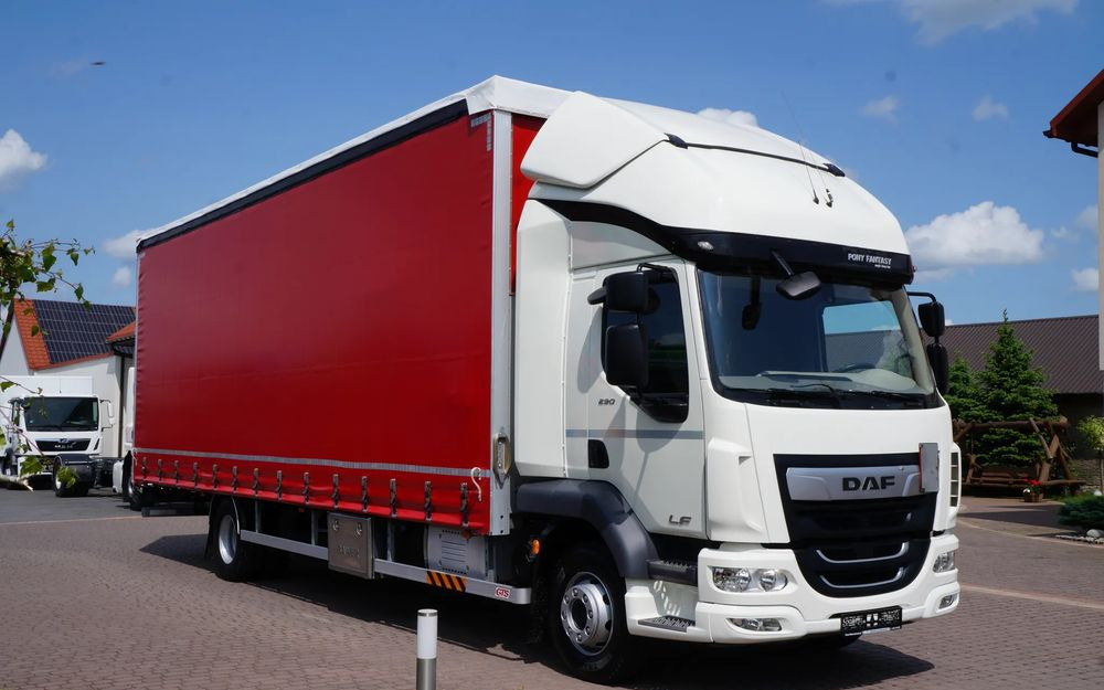 DAF LF 290 EURO 6 FIRANKA DŁ. 8.6m 21 PALET ŁAD 8.250 KG - Kravas automašīna ar tentu: foto 1 DAF LF 290 EURO 6 FIRANKA DŁ. 8.6m 21 PALET ŁAD 8.250 KG - Kravas automašīna ar tentu: foto 1