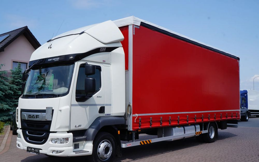 DAF LF 290 EURO 6 FIRANKA DŁ. 8.6m 21 PALET ŁAD 8.250 KG - Kravas automašīna ar tentu: foto 2 DAF LF 290 EURO 6 FIRANKA DŁ. 8.6m 21 PALET ŁAD 8.250 KG - Kravas automašīna ar tentu: foto 2