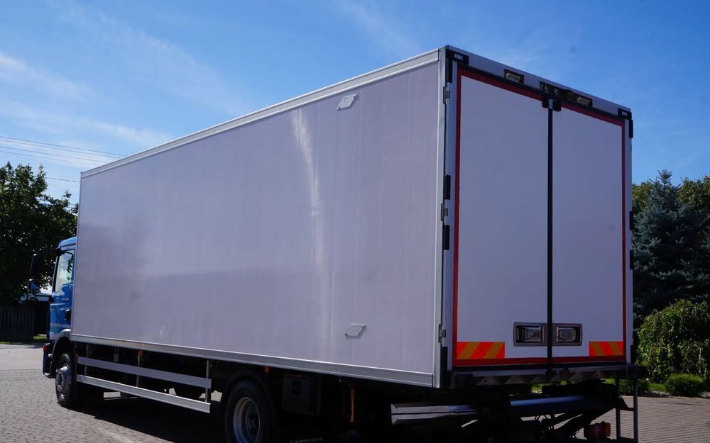 MAN TGM 15.250 EURO 6 CHŁODNIA LAMBERET ŁAD 7.300 KG NISKI PRZEBIEG - Kravas automašīna refrižerators: foto 4 MAN TGM 15.250 EURO 6 CHŁODNIA LAMBERET ŁAD 7.300 KG NISKI PRZEBIEG - Kravas automašīna refrižerators: foto 4