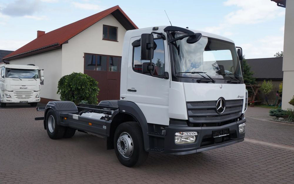 Mercedes-Benz ATEGO 1621 EURO 6 MANUAL RAMA DO ZABUDOWY 16.000 KG ATEGO 1623 1624 - Šasija kravas automašīna: foto 3 Mercedes-Benz ATEGO 1621 EURO 6 MANUAL RAMA DO ZABUDOWY 16.000 KG ATEGO 1623 1624 - Šasija kravas automašīna: foto 3