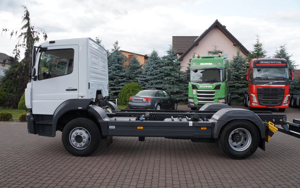 Mercedes-Benz ATEGO 1621 EURO 6 MANUAL RAMA DO ZABUDOWY 16.000 KG ATEGO 1623 1624 - Šasija kravas automašīna: foto 2 Mercedes-Benz ATEGO 1621 EURO 6 MANUAL RAMA DO ZABUDOWY 16.000 KG ATEGO 1623 1624 - Šasija kravas automašīna: foto 2