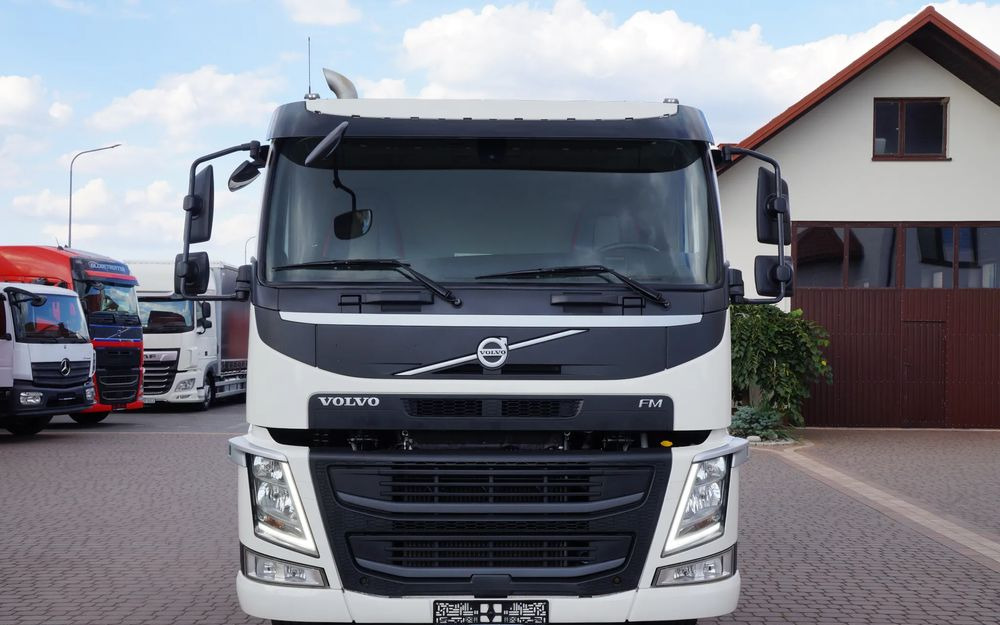 Volvo FM 6X2 EURO 6 RAMA DO ZABUDOWY 2019r OŚ SKRĘTNA PODNOSZONA SCANIA - Šasija kravas automašīna: foto 3 Volvo FM 6X2 EURO 6 RAMA DO ZABUDOWY 2019r OŚ SKRĘTNA PODNOSZONA SCANIA - Šasija kravas automašīna: foto 3