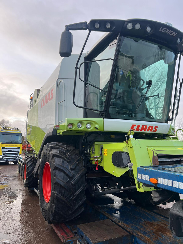 CLAAS Lexion 620 - Labības kombains: foto 3 CLAAS Lexion 620 - Labības kombains: foto 3