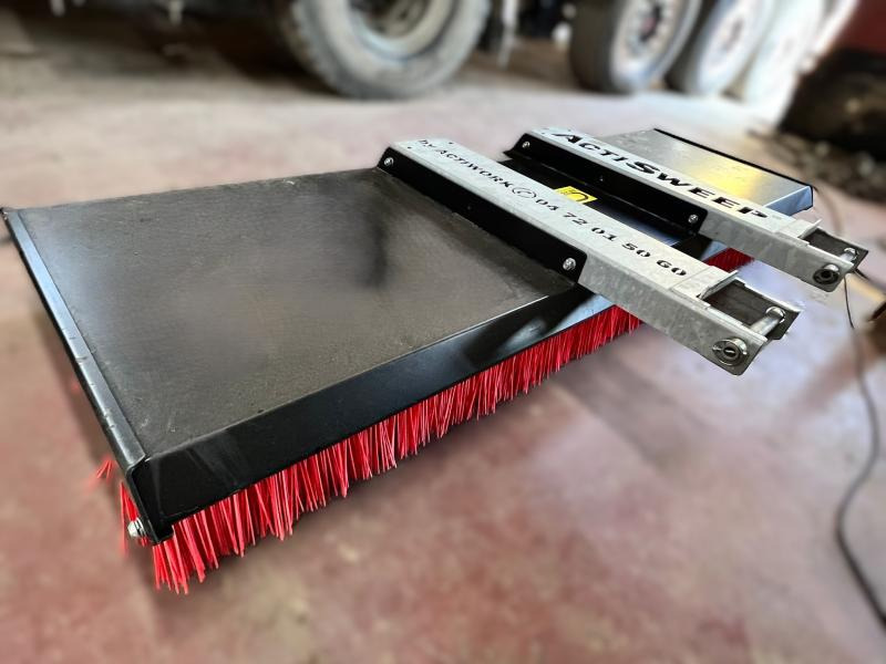 ACTISWEEP VO 2400 Méga balai pousseur pour fourches - Birste: foto 3 ACTISWEEP VO 2400 Méga balai pousseur pour fourches - Birste: foto 3