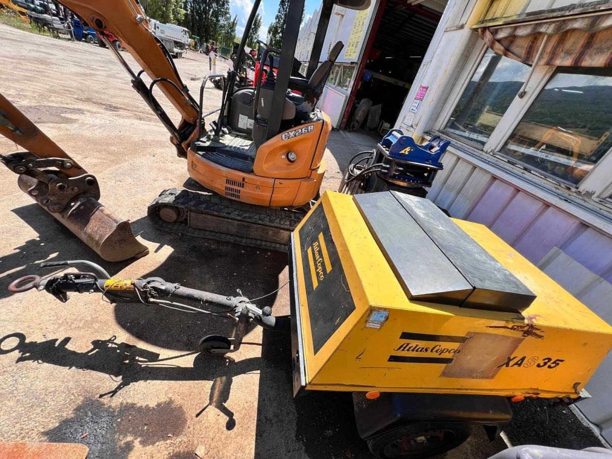 Atlas copco XAS 35 COMPRESSEUR 9BAR SUR REMORQUE (NET DE TVA) - Gaisa kompresors: foto 3 Atlas copco XAS 35 COMPRESSEUR 9BAR SUR REMORQUE (NET DE TVA) - Gaisa kompresors: foto 3