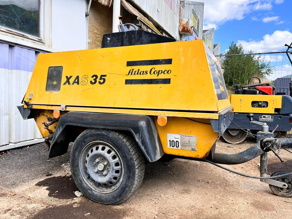 Atlas copco XAS 35 COMPRESSEUR 9BAR SUR REMORQUE (NET DE TVA) - Gaisa kompresors: foto 1 Atlas copco XAS 35 COMPRESSEUR 9BAR SUR REMORQUE (NET DE TVA) - Gaisa kompresors: foto 1