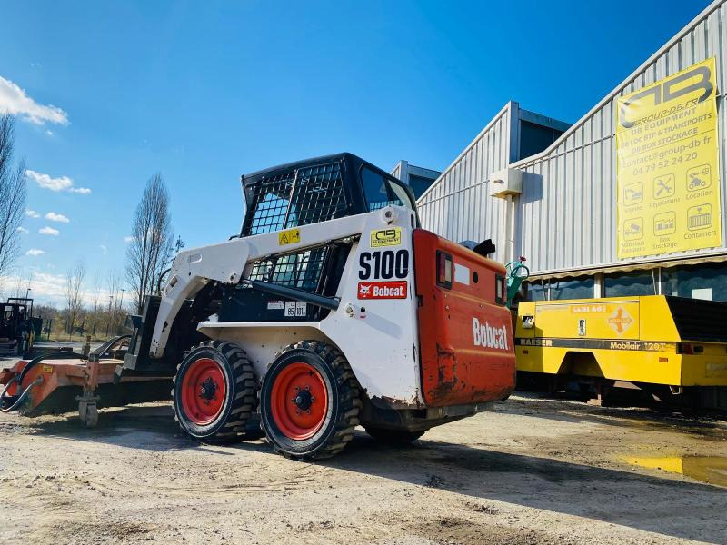 BOBCAT S100 mini chargeuse sur pneu (AVEC ACCESSOIRES) - Kompaktiekrāvējs: foto 3 BOBCAT S100 mini chargeuse sur pneu (AVEC ACCESSOIRES) - Kompaktiekrāvējs: foto 3