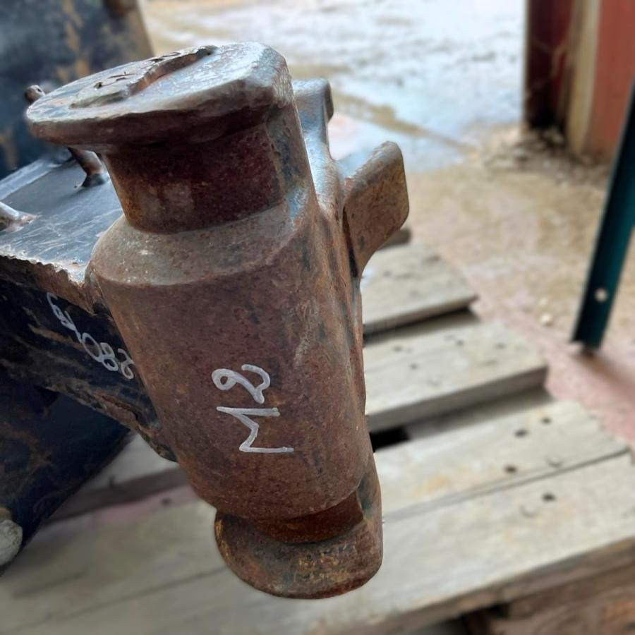 FURUKAWA FX55 BRH Marteau Hydraulique - Hidrauliskais āmurs: foto 4 FURUKAWA FX55 BRH Marteau Hydraulique - Hidrauliskais āmurs: foto 4