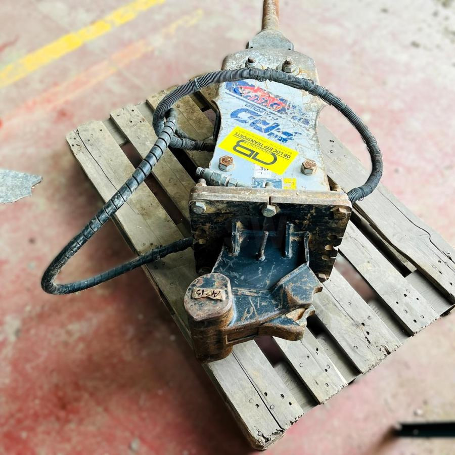 FURUKAWA FX55 BRH Marteau Hydraulique - Hidrauliskais āmurs: foto 3 FURUKAWA FX55 BRH Marteau Hydraulique - Hidrauliskais āmurs: foto 3