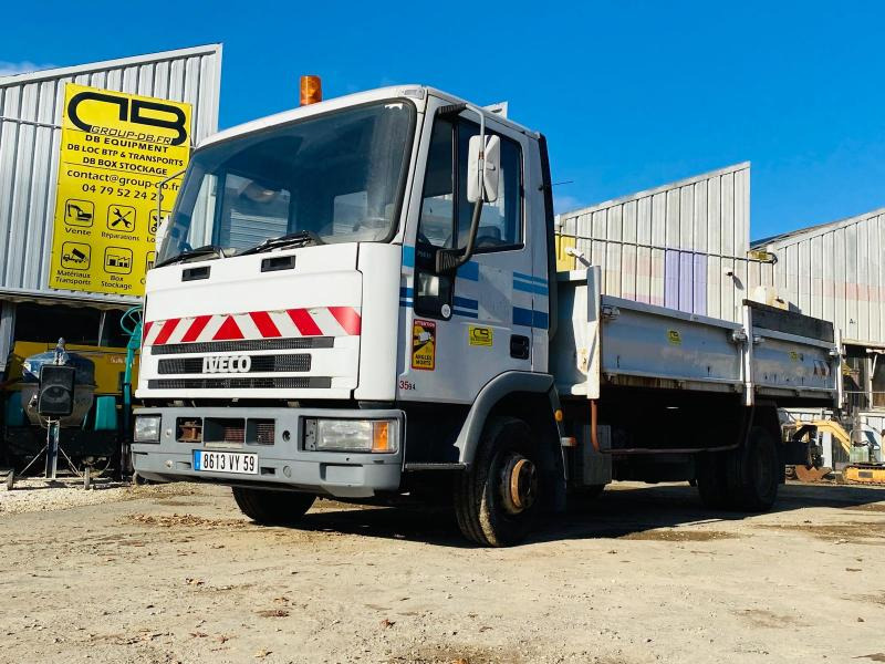 IVECO 75E14 CAMION BENNE 7,5T (NET DE TVA) - Kravas automašīna pašizgāzējs: foto 1 IVECO 75E14 CAMION BENNE 7,5T (NET DE TVA) - Kravas automašīna pašizgāzējs: foto 1