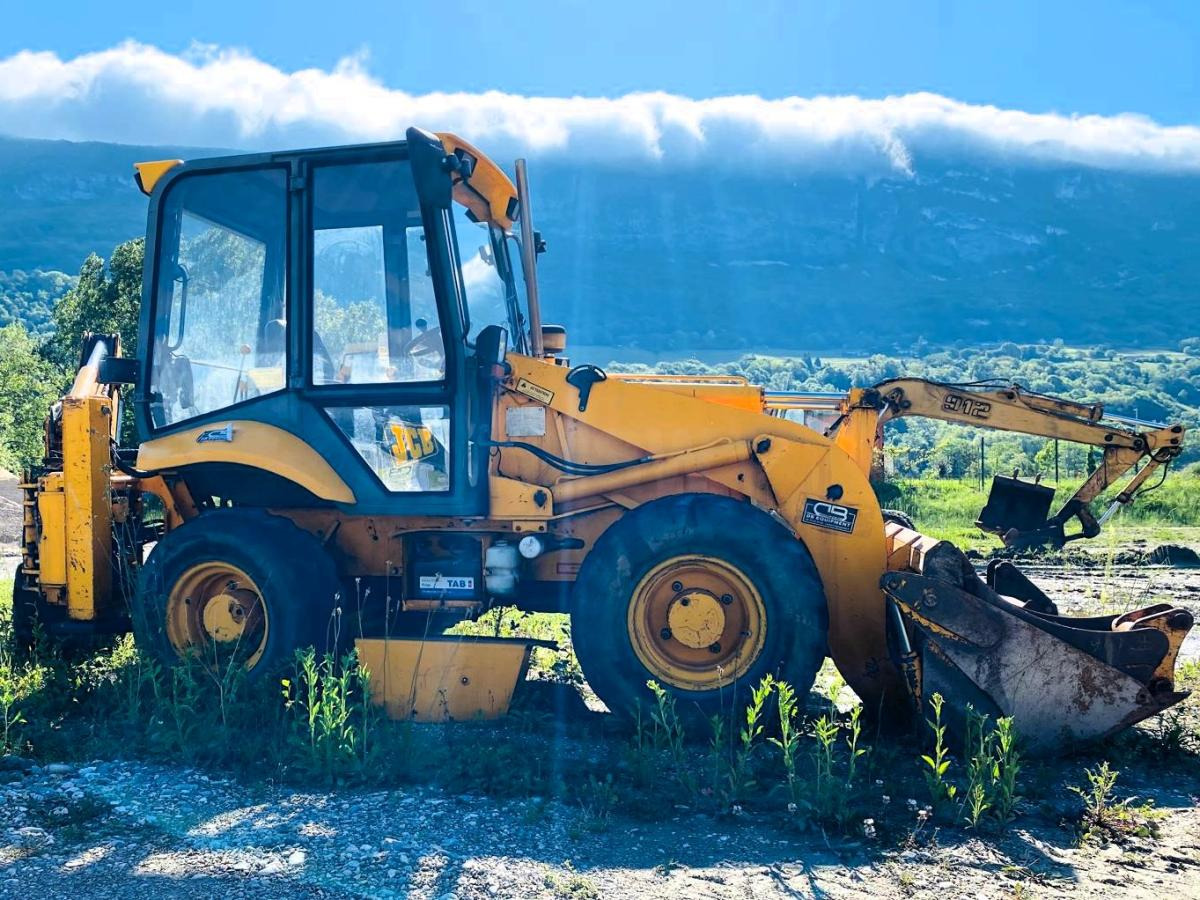 Jcb 2 CX TRACTOPELLE 5,2T (NET DE TVA) - Ekskavators-iekrāvējs: foto 3 Jcb 2 CX TRACTOPELLE 5,2T (NET DE TVA) - Ekskavators-iekrāvējs: foto 3
