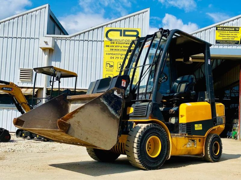 Jcb TLT30D Teletruk - Teleskopiskais iekrāvējs: foto 1 Jcb TLT30D Teletruk - Teleskopiskais iekrāvējs: foto 1
