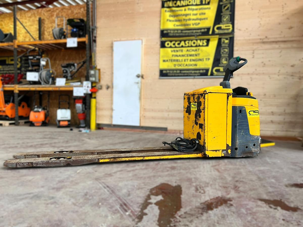 Jungheinrich ERE225 Gerbeur transpalette électrique - Krautņotājs: foto 1 Jungheinrich ERE225 Gerbeur transpalette électrique - Krautņotājs: foto 1