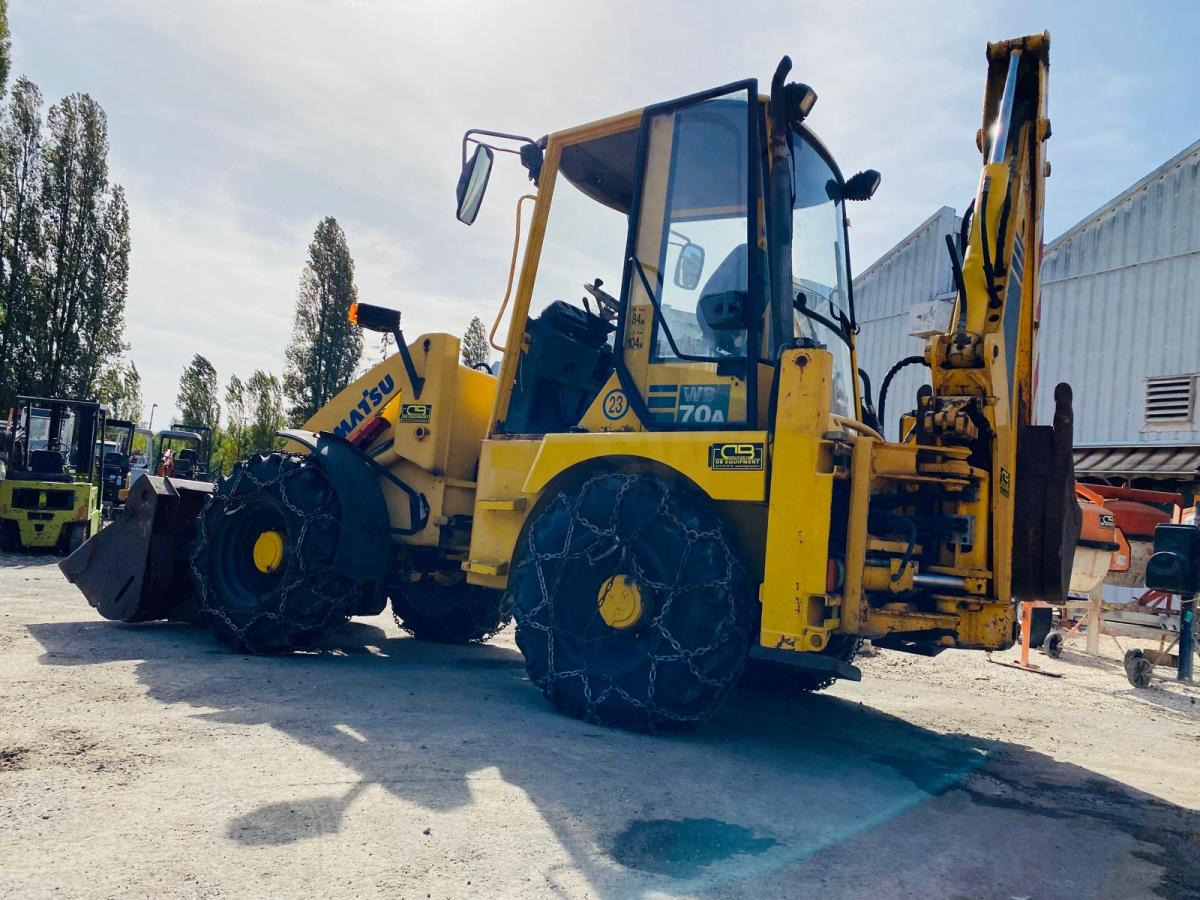 KOMATSU Tractopelle WB70 (NET DE TVA) - Ekskavators-iekrāvējs: foto 3 KOMATSU Tractopelle WB70 (NET DE TVA) - Ekskavators-iekrāvējs: foto 3