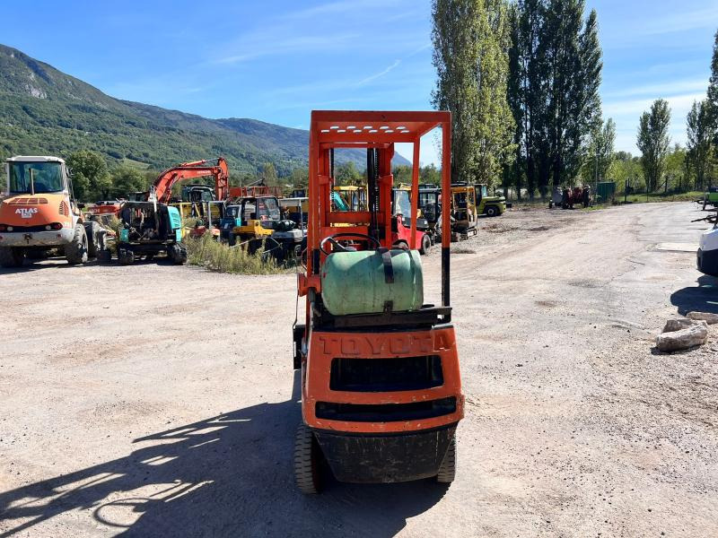 Toyota FN700 Chariot élévateur à gaz 700Kg - Gāzes iekrāvējs: foto 3 Toyota FN700 Chariot élévateur à gaz 700Kg - Gāzes iekrāvējs: foto 3