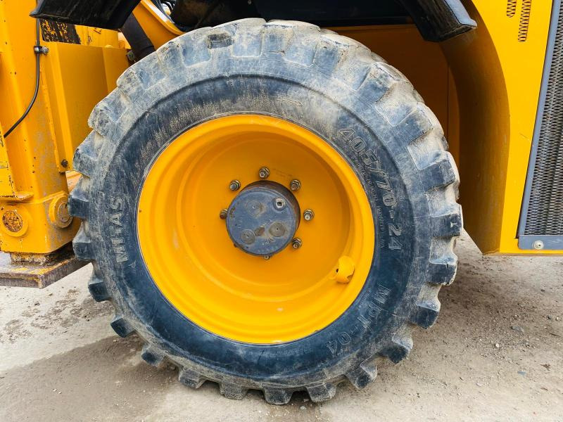 Ekskavators-iekrāvējs VENIERI Tractopelle V8.23D: foto 8