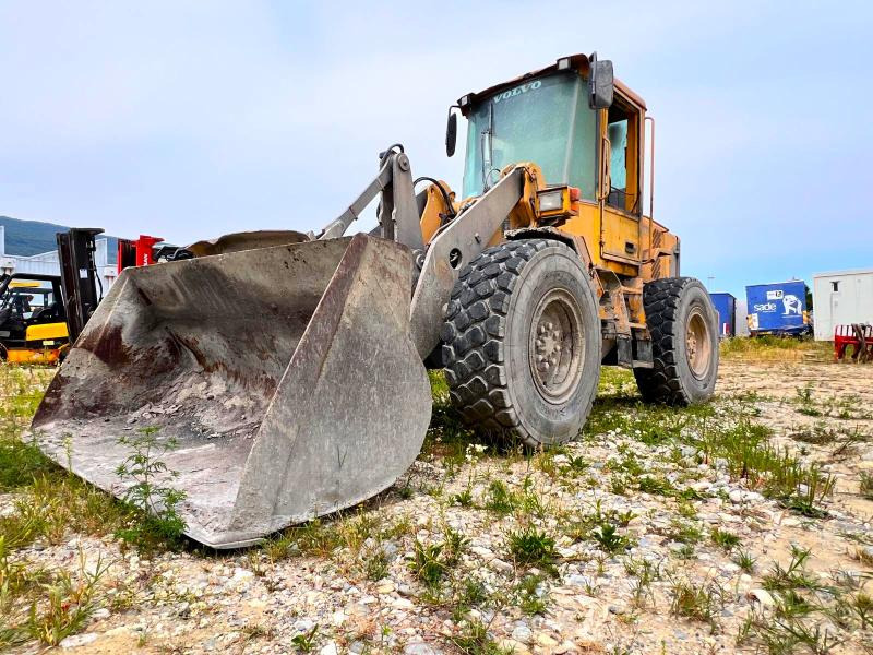 Volvo L 50 E CHARGEUSE A PNEUS 10T - Riteņu iekrāvējs: foto 1 Volvo L 50 E CHARGEUSE A PNEUS 10T - Riteņu iekrāvējs: foto 1