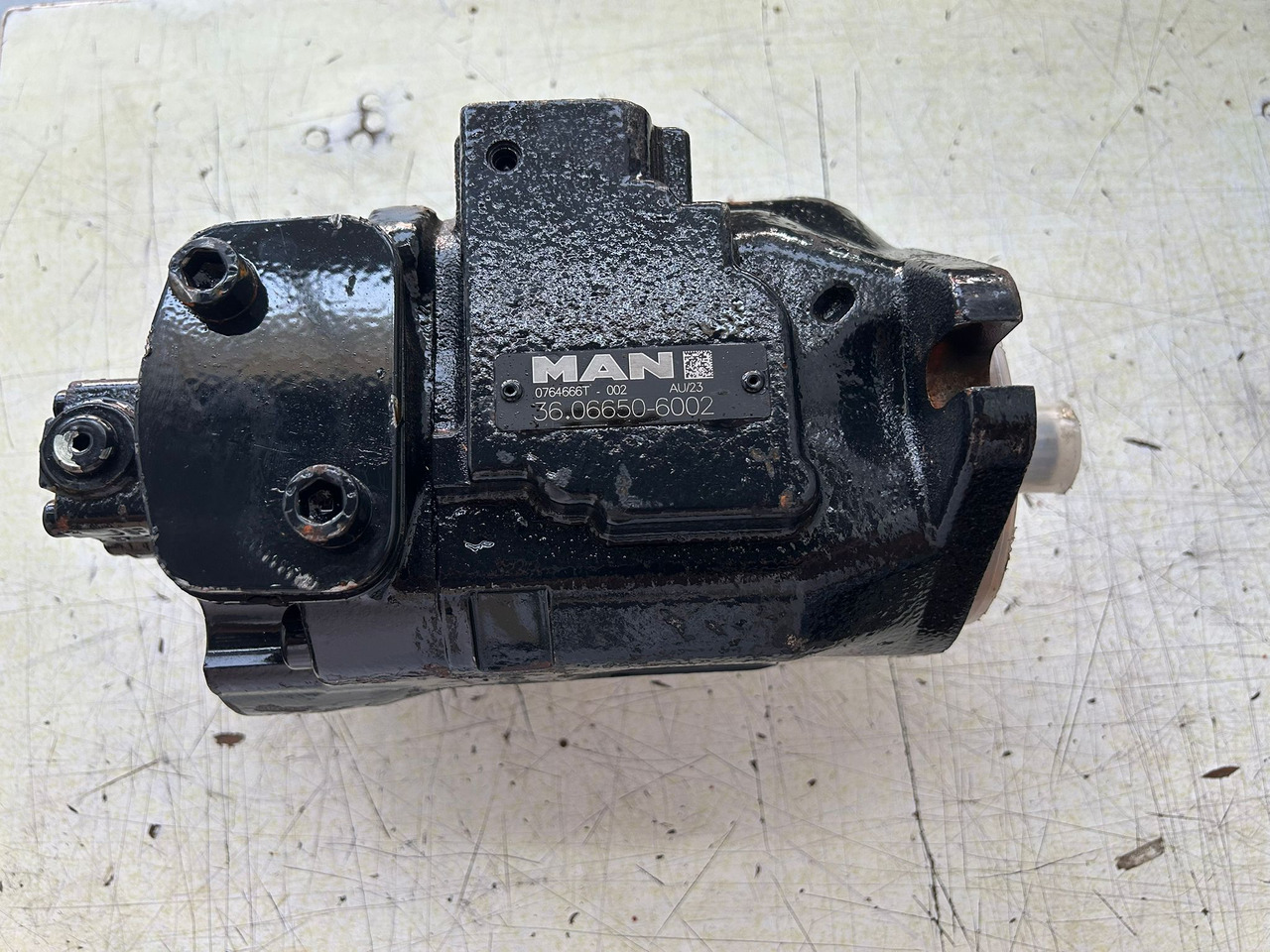 MAN ORIGINAL HYDRAULIC PUMP-36.06650-6002 - Hidrauliskais sūknis: foto 1 MAN ORIGINAL HYDRAULIC PUMP-36.06650-6002 - Hidrauliskais sūknis: foto 1