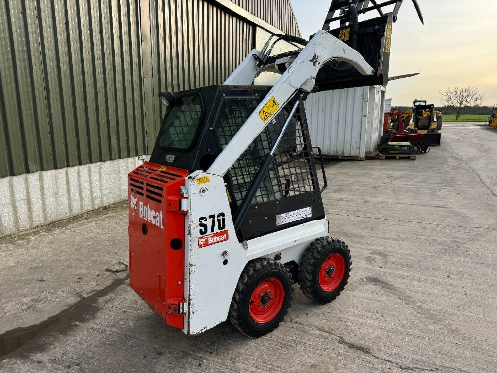Bobcat S 70 Skid Steer - Kompaktiekrāvējs: foto 4 Bobcat S 70 Skid Steer - Kompaktiekrāvējs: foto 4