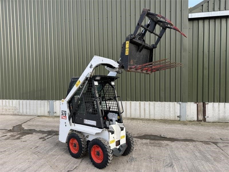 Bobcat S70 Skid Steer - Kompaktiekrāvējs: foto 4 Bobcat S70 Skid Steer - Kompaktiekrāvējs: foto 4