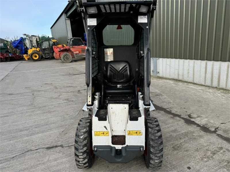 Kompaktiekrāvējs Bobcat S70 Skid Steer: foto 6