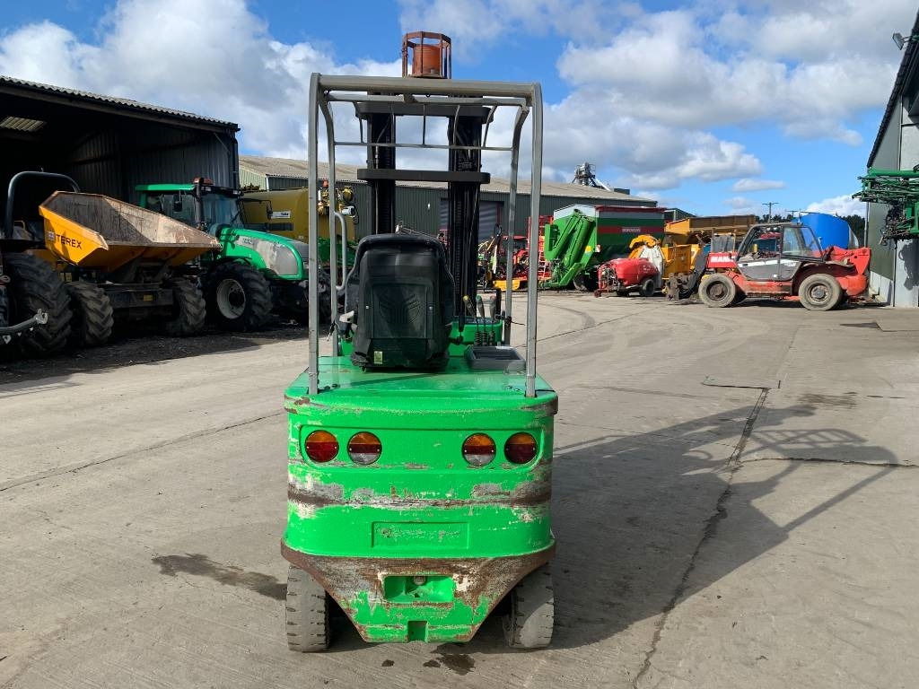 Cesab Centauro 48 160c Electric Forklift - Elektroiekrāvējs: foto 4 Cesab Centauro 48 160c Electric Forklift - Elektroiekrāvējs: foto 4