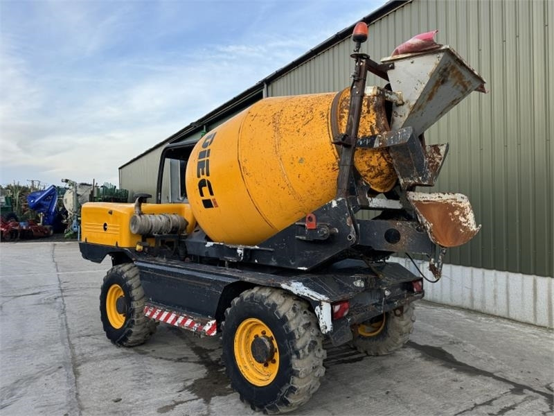 Dieci Dieci LH 683 Concrete Mixer - Artikulētias pašizgāzējs: foto 2 Dieci Dieci LH 683 Concrete Mixer - Artikulētias pašizgāzējs: foto 2