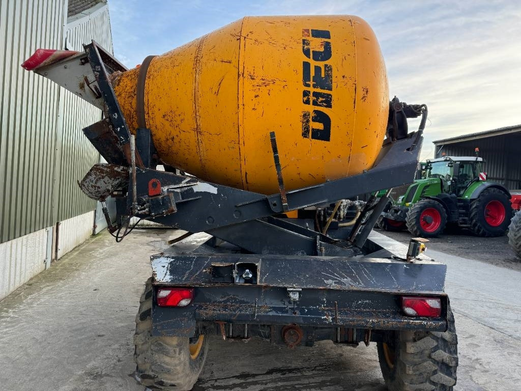 Dieci LH 683 Self Propelled Cement Mixer - Betonvedējs: foto 5 Dieci LH 683 Self Propelled Cement Mixer - Betonvedējs: foto 5
